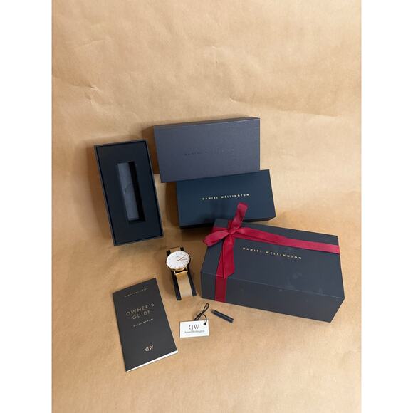 Daniel Wellington Petite Melrose Women\'s Watch-36mm Rose Gold main image 8